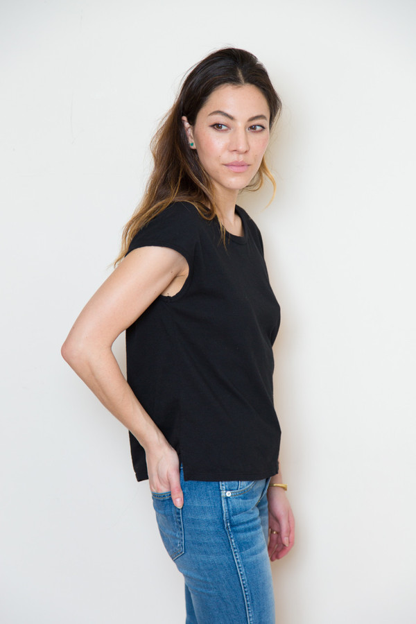 atelier delphine cap sleeve tee in black atelier delphine cap sleeve tee in black