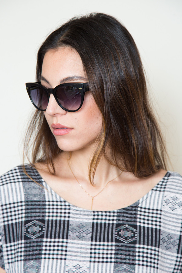 raen maude sunglasses in black raen maude sunglasses in black