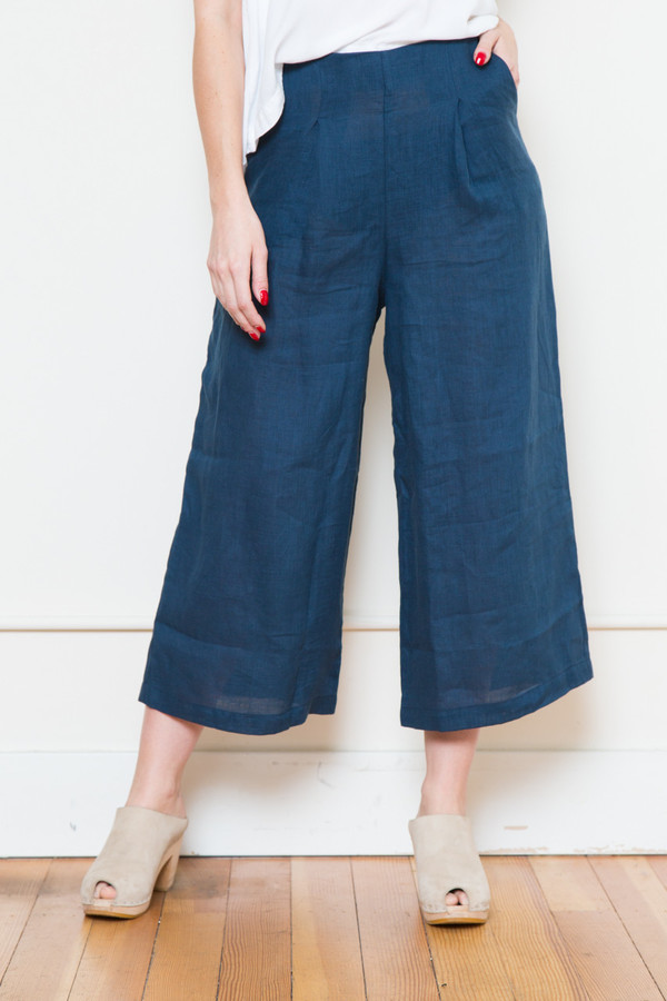 sam & lavi portia linen pants in navy sam & lavi portia linen pants in navy