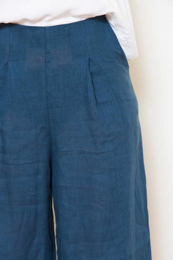 mira mira sam & lavi portia linen pants in navy mira mira sam & lavi portia linen pants in navy