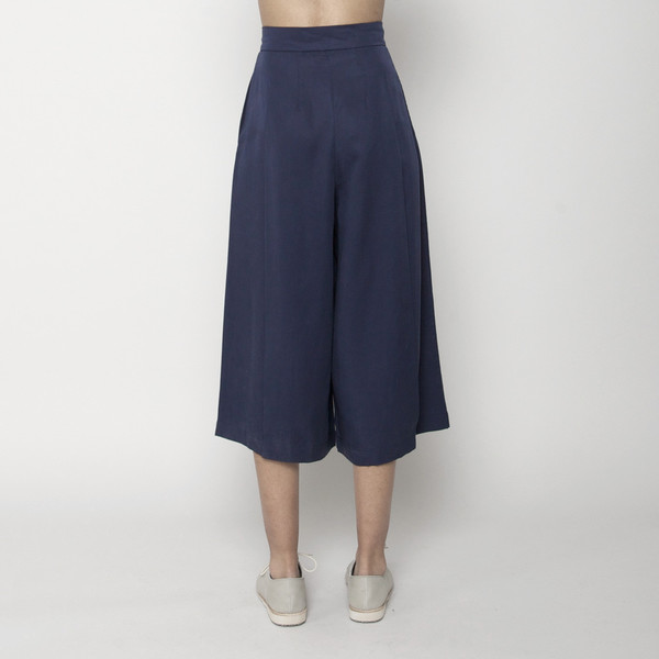7115 by Szeki Summer Culotte- Navy SS16 7115 by Szeki Summer Culotte- Navy SS16