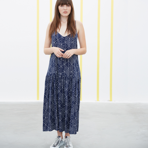Ali Golden DROP-WAIST DRESS - NAVY PRINT Ali Golden DROP-WAIST DRESS - NAVY PRINT