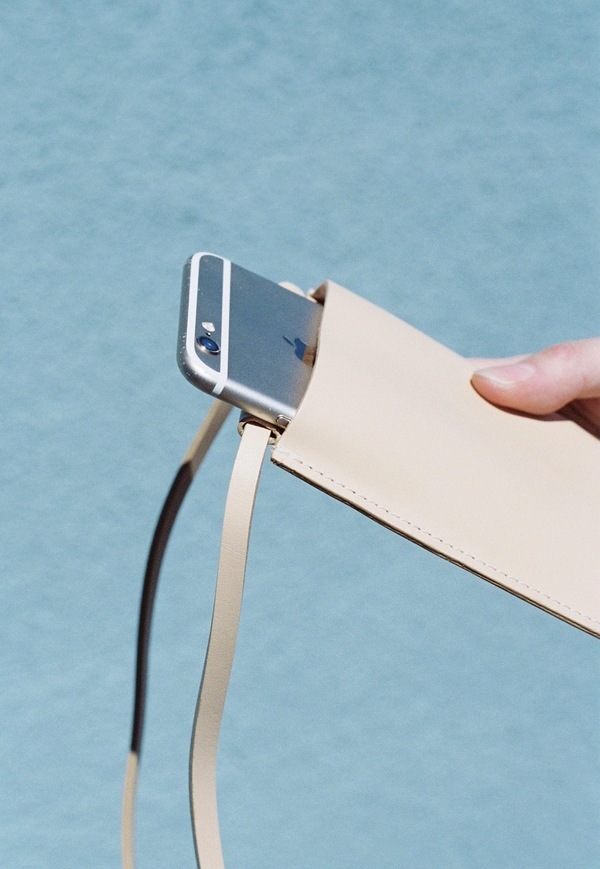 Building Block iPhone Sling - nude Building Block iPhone Sling - nude