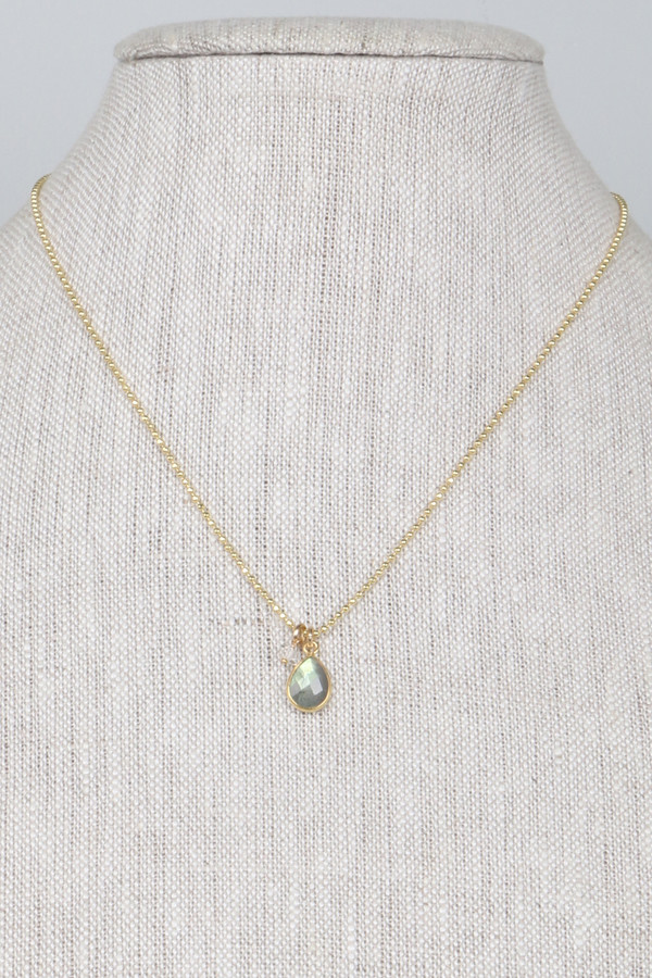 Mickey Lynn ML8434GL Bezel Set Labradorite Teardrop Nk Mickey Lynn ML8434GL Bezel Set Labradorite Teardrop Nk