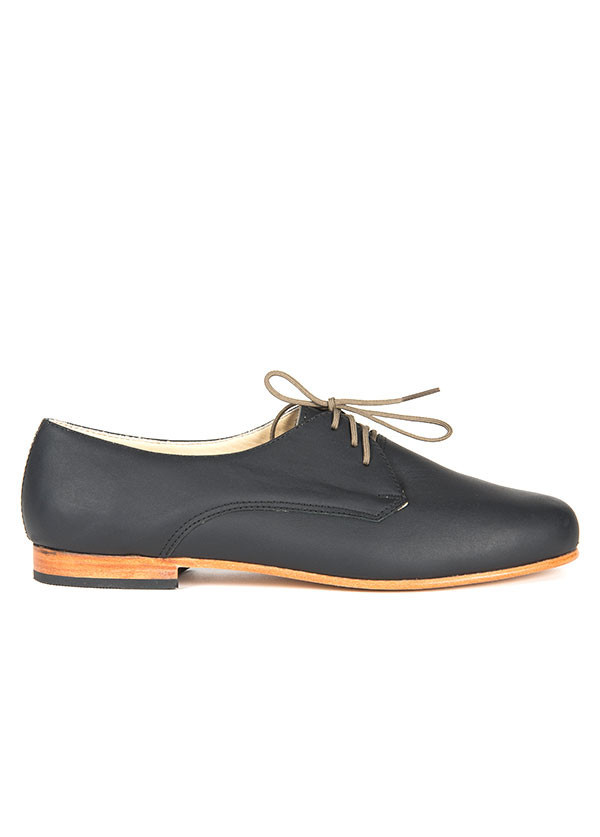 Nisolo - Oliver Oxford in Noir Nisolo - Oliver Oxford in Noir