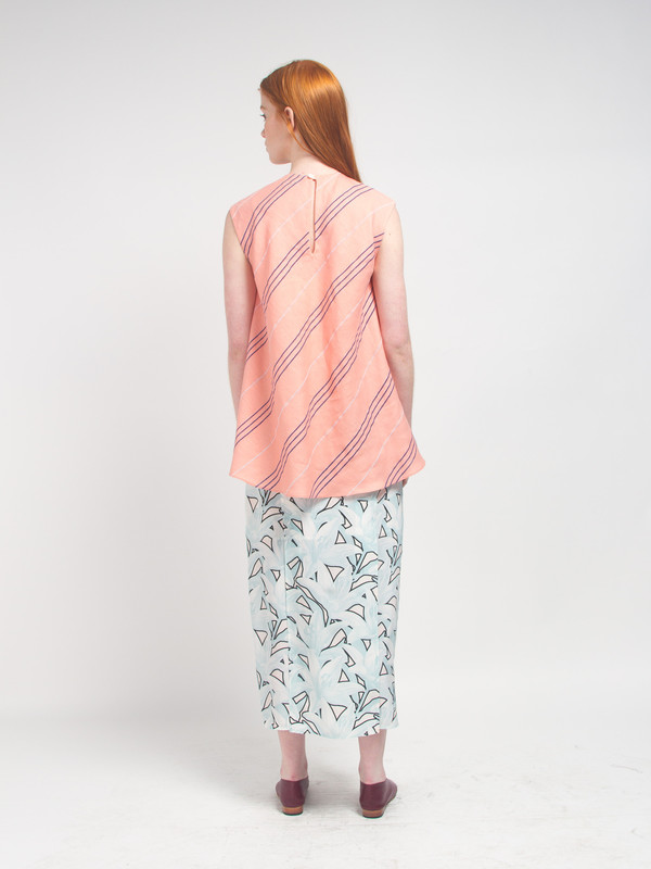CF Goldman Sleeveless Woven Top CF Goldman Sleeveless Woven Top
