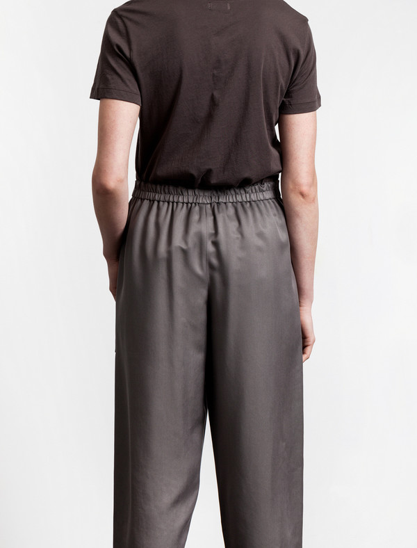 Lemaire Elasticated 3/4 Trousers Olive Grey Lemaire Elasticated 3/4 Trousers Olive Grey