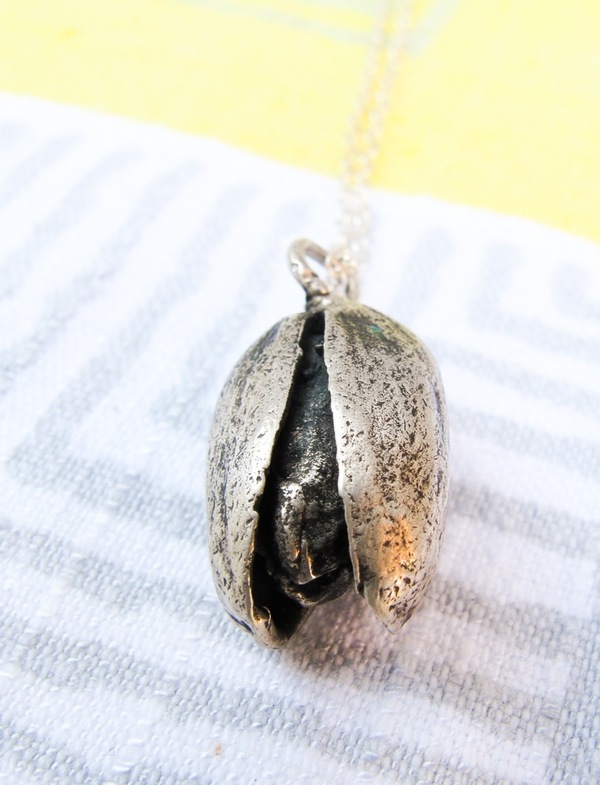 Gold Teeth Brooklyn Pistachio Necklace in Sterling Silver Gold Teeth Brooklyn Pistachio Necklace in Sterling Silver