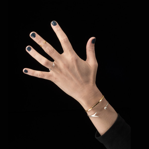 Alynne Lavigne Catch Ring Alynne Lavigne Catch Ring