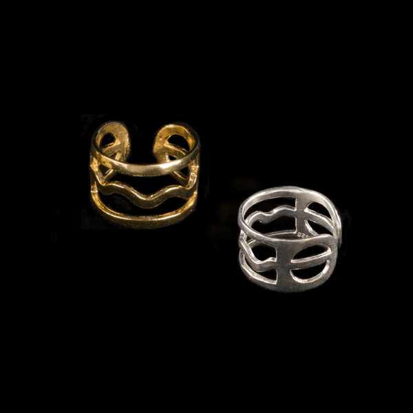 Alynne Lavigne Tri-Wave Ring Alynne Lavigne Tri-Wave Ring