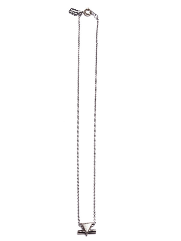 ALYNNE LAVIGNE - Triangle Bar Necklace ALYNNE LAVIGNE - Triangle Bar Necklace