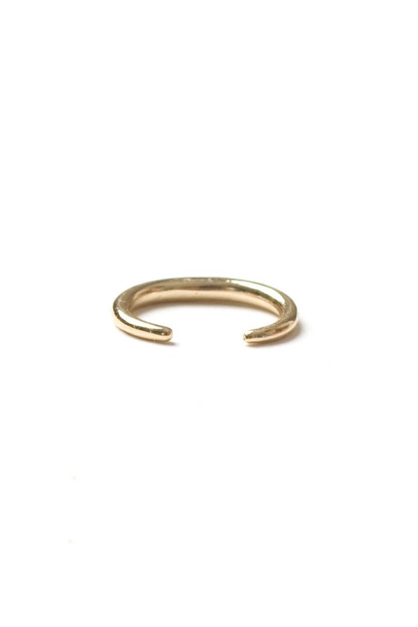 Infinite Tusk Reloaded Ear Cuff 14K Yellow Gold Infinite Tusk Reloaded Ear Cuff 14K Yellow Gold