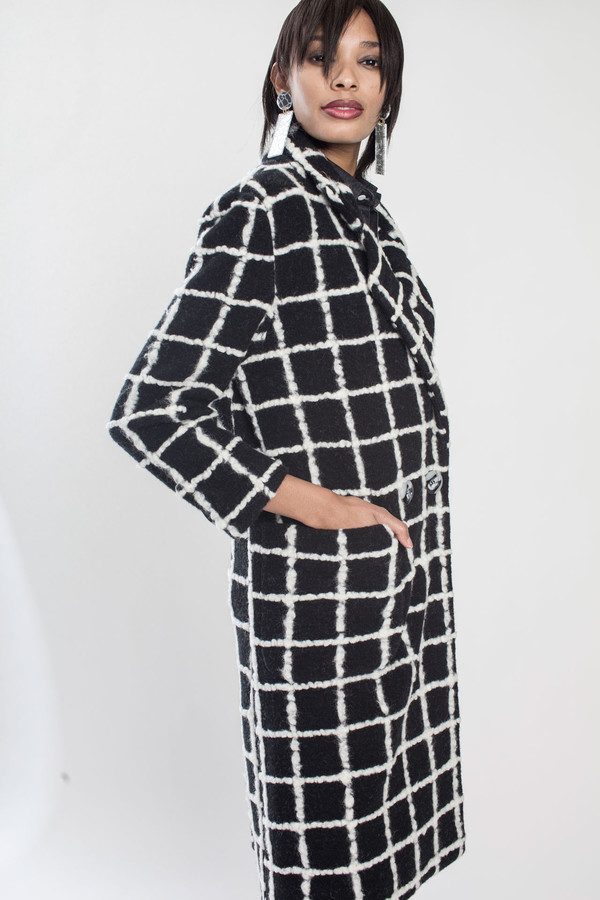 KURT LYLE Veronica Double breasted coat in Grid KURT LYLE Veronica Double breasted coat in Grid
