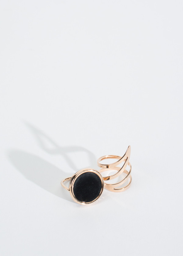 Ginette NY Black Onyx Disc Ring Ginette NY Black Onyx Disc Ring