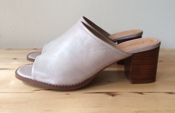 L'Intervalle Fendal Sandal L'Intervalle Fendal Sandal