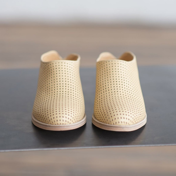 Reality Studio March Clogs - SOLD OUT Reality Studio March Clogs - SOLD OUT