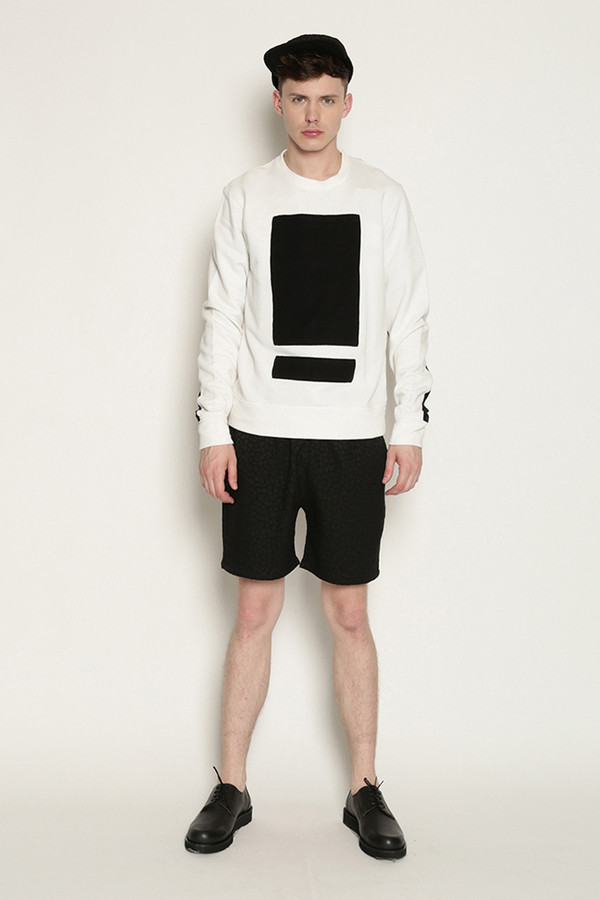 Men's Tourne De Transmission Splitbox Sweat in White/Black Men's Tourne De Transmission Splitbox Sweat in White/Black