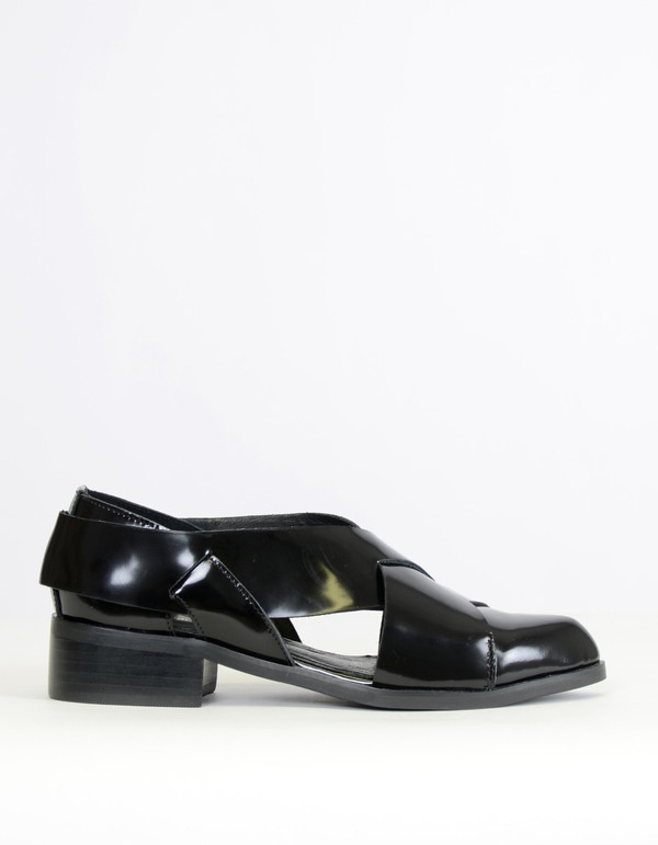 Intentionally Blank Concordia Shoe Black Intentionally Blank Concordia Shoe Black