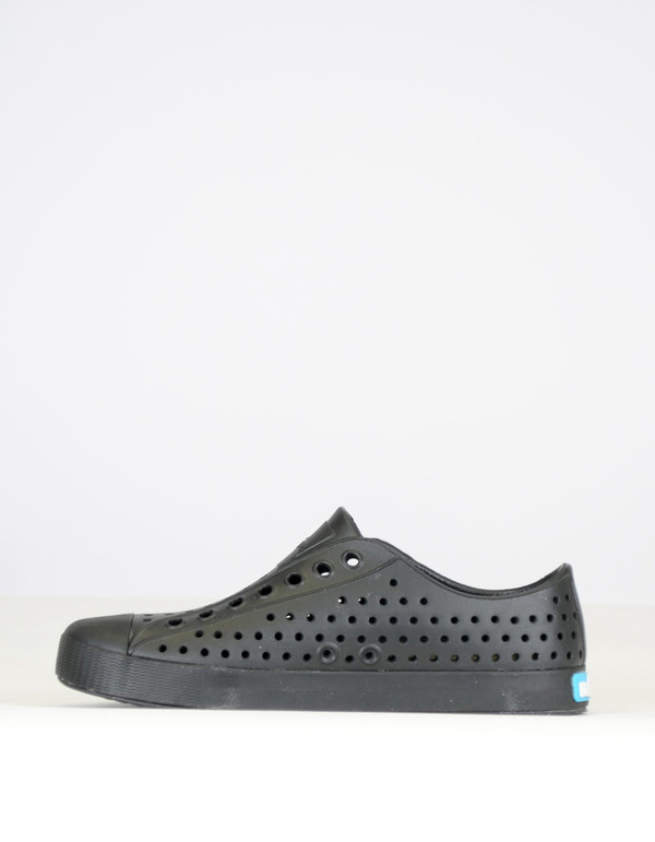 Native Shoes Native Jefferson Jiffy Black Solid Native Shoes Native Jefferson Jiffy Black Solid