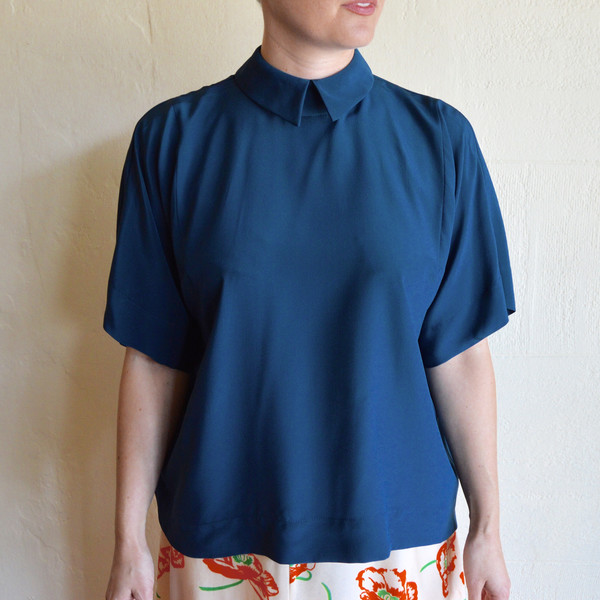 CARLEEN Collared Box Blouse in Navy CARLEEN Collared Box Blouse in Navy