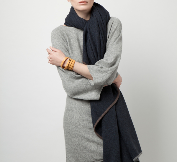 Oyuna Indigo Daya Cashmere Travel Blanket Oyuna Indigo Daya Cashmere Travel Blanket