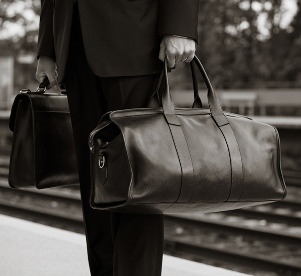Lotuff Leather Chestnut Leather Duffle Travel Bag Lotuff Leather Chestnut Leather Duffle Travel Bag