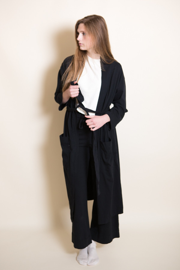 Pansy Robe / Black Pansy Robe / Black