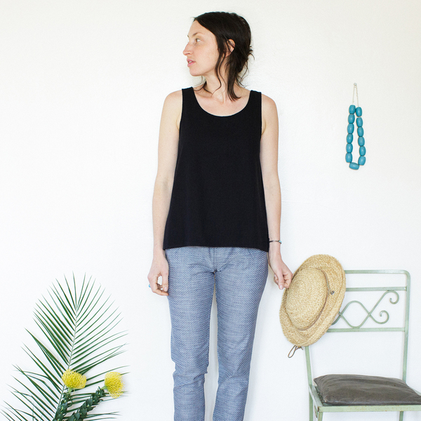 Unknown Basic Tank<br>Black Unknown Basic Tank<br>Black