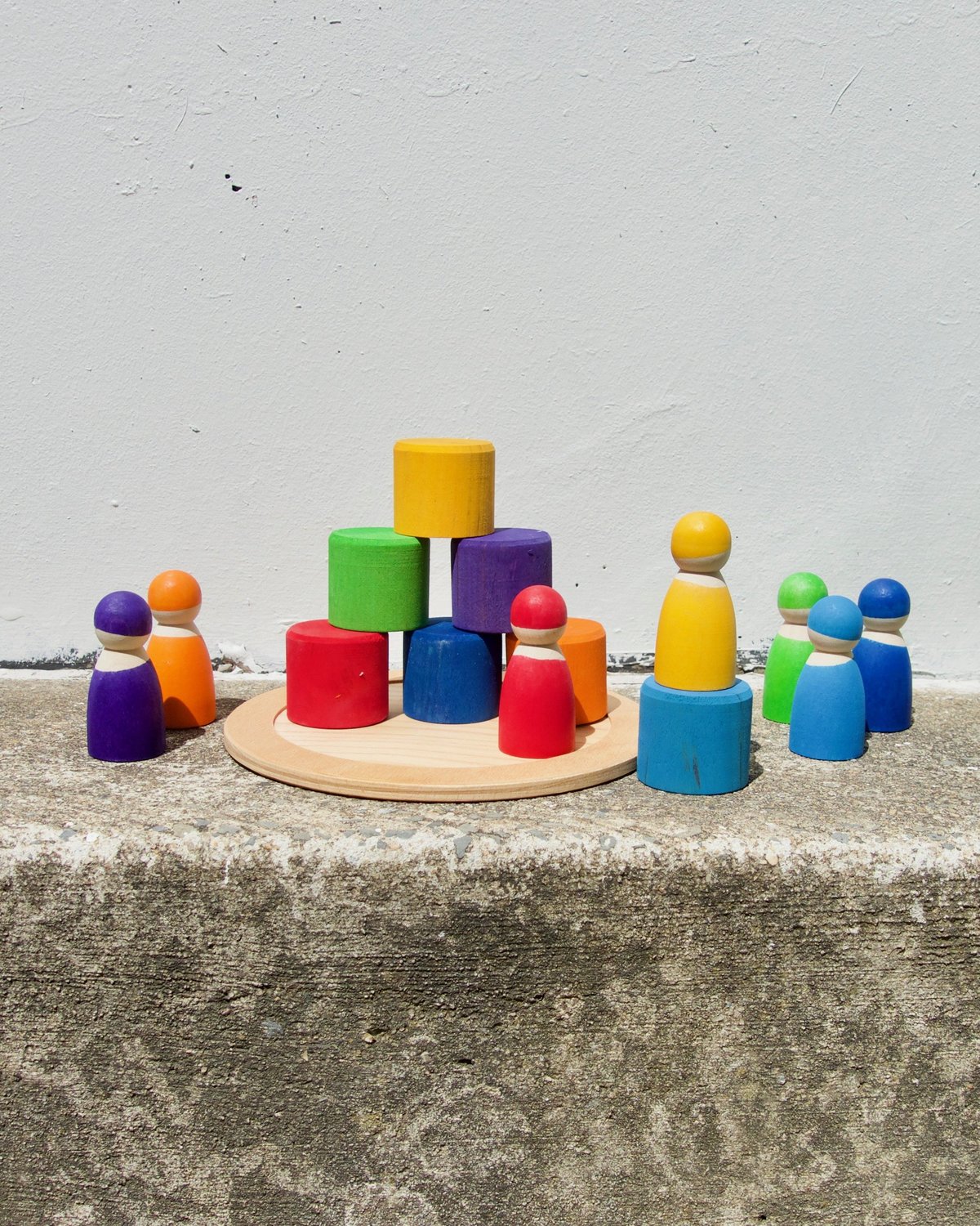 seven friends in seven bowls