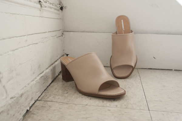 Intentionally Blank SKIPPER in NUDE Intentionally Blank SKIPPER in NUDE