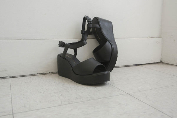Intentionally Blank TIDAL in BLACK LEATHER Intentionally Blank TIDAL in BLACK LEATHER