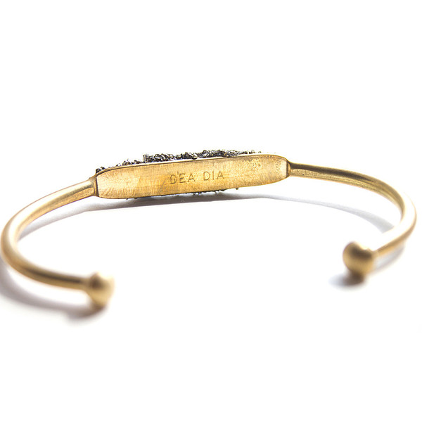 dea dia small crystal cuff dea dia small crystal cuff