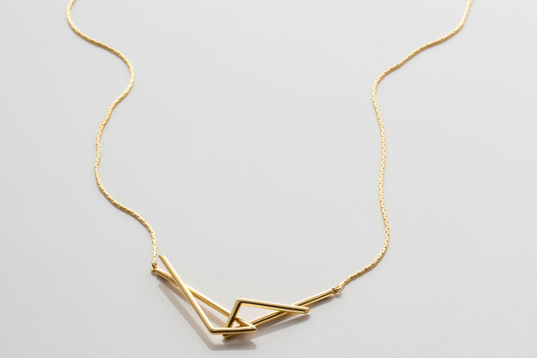 Mau Mini Interlocking Necklace Mau Mini Interlocking Necklace