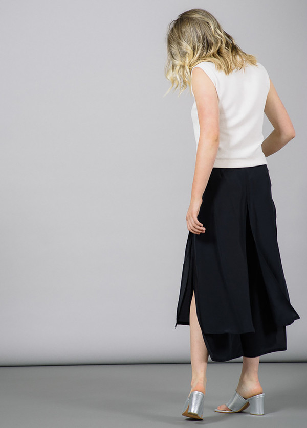 Storm & Marie Morris Sleeveless Top in White Storm & Marie Morris Sleeveless Top in White