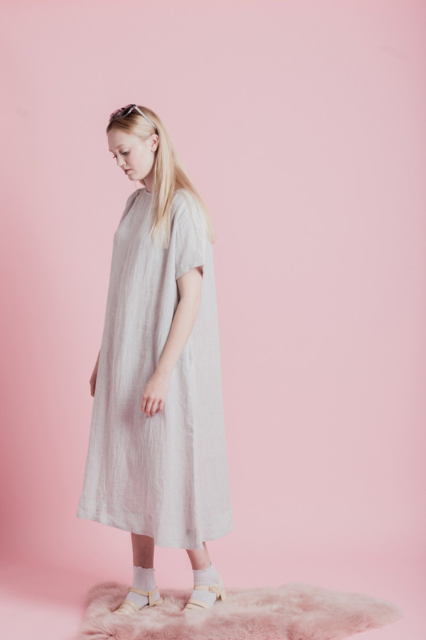SUNJA LINK GATHERED BACK YOKE DRESS SUNJA LINK GATHERED BACK YOKE DRESS
