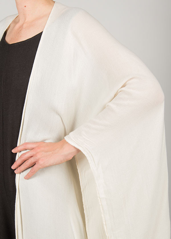 Black Crane - Poncho in Cream Black Crane - Poncho in Cream