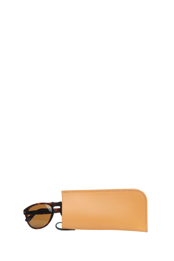 Eyeglass sleeve tan leather Eyeglass sleeve tan leather