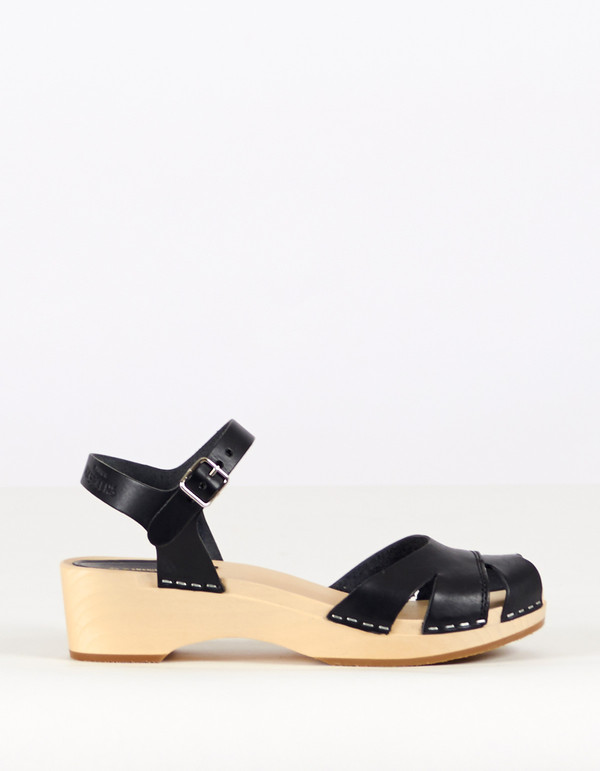 Swedish Hasbeens Suzanne Debutant Clog Black Swedish Hasbeens Suzanne Debutant Clog Black