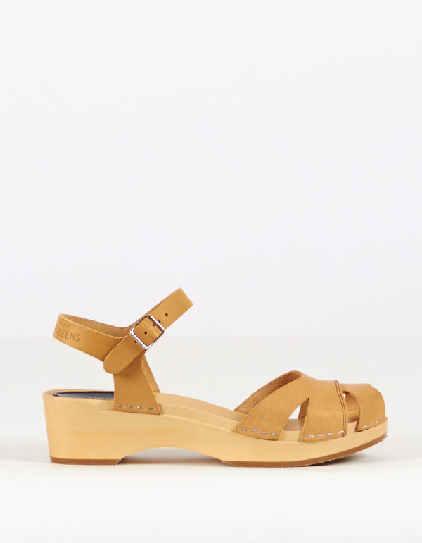 Swedish Hasbeens Suzanne Debutant Clog Nature Swedish Hasbeens Suzanne Debutant Clog Nature