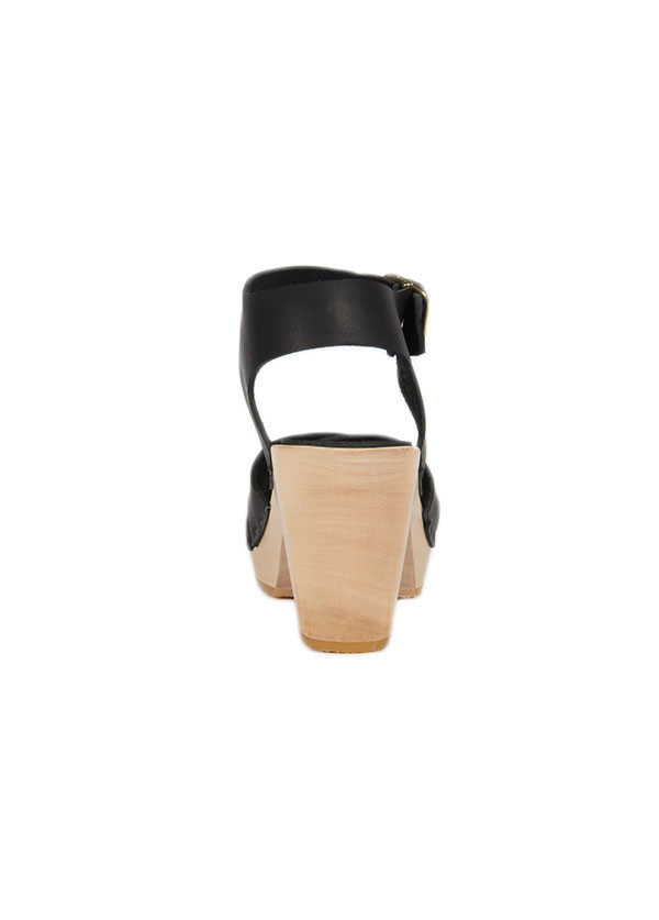 Bryr Esther Clog in Black Bryr Esther Clog in Black