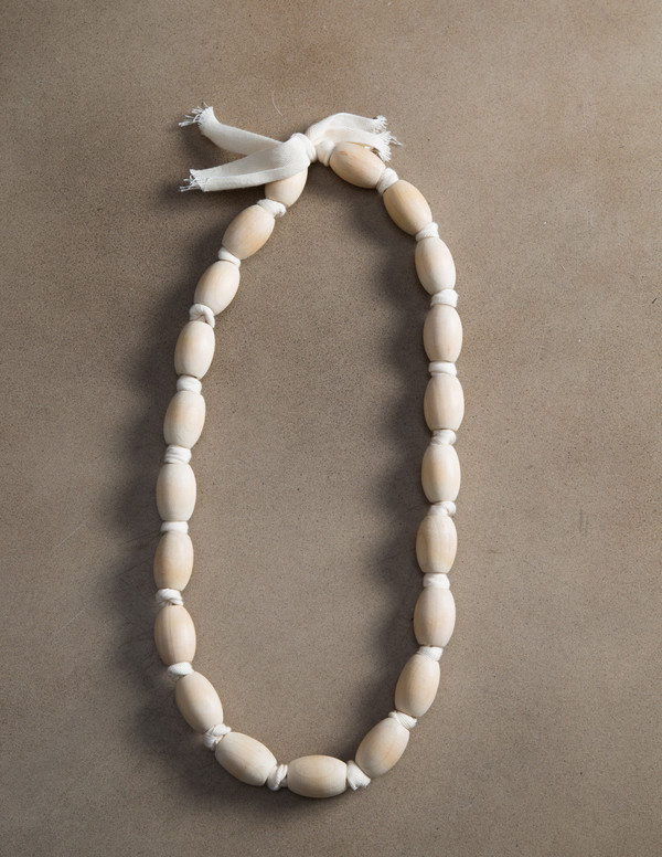 SBJ Austin Wooden Necklace in Natural SBJ Austin Wooden Necklace in Natural