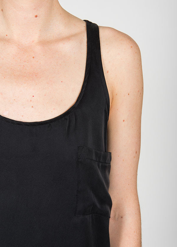 Dolan - Sleeveless Pocket Scoop in Black Dolan - Sleeveless Pocket Scoop in Black