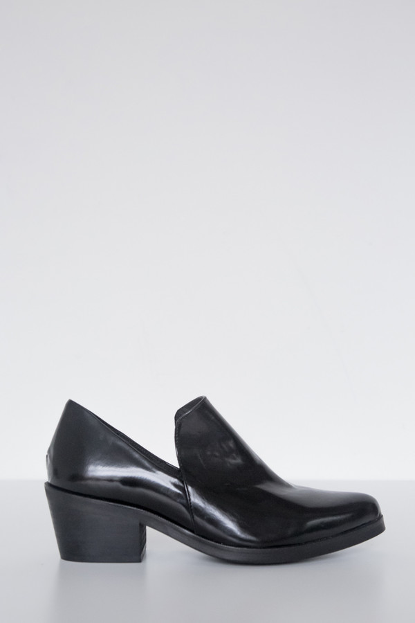 Intentionally Blank Leather Meds Heeled Loafer Intentionally Blank Leather Meds Heeled Loafer