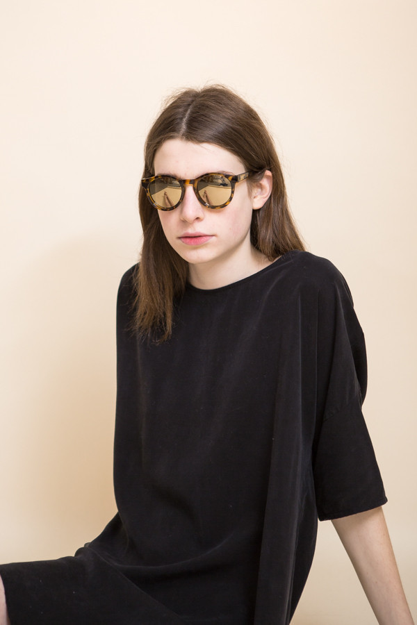 Le Specs Hey Macarena Sunglasses / Syrup Tort Le Specs Hey Macarena Sunglasses / Syrup Tort