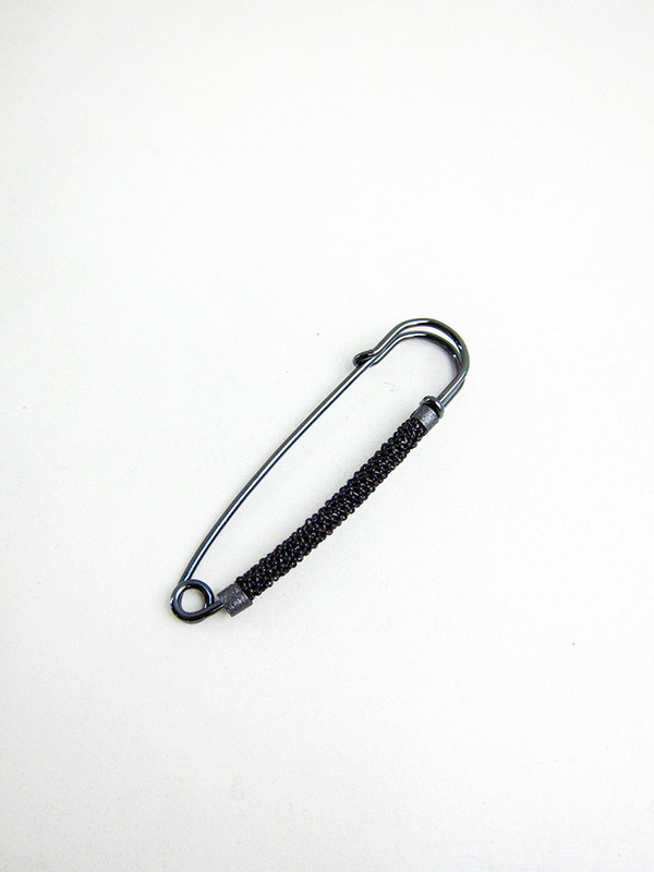 Robin Mollicone Black Pin Robin Mollicone Black Pin