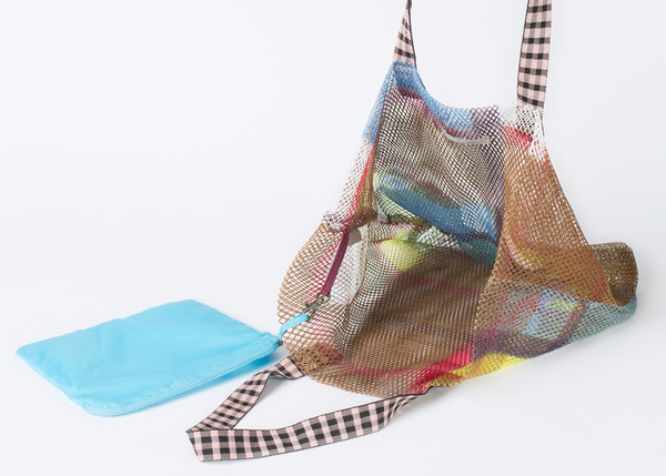 Epice Large Mesh Tote with Clutch Epice Large Mesh Tote with Clutch