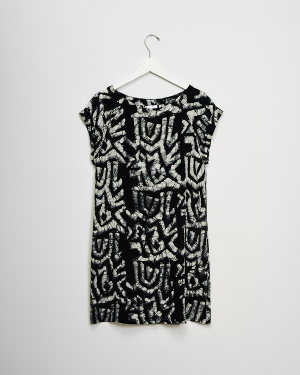 Osei-Duro Deni Raglan Dress in Labryrinth Osei-Duro Deni Raglan Dress in Labryrinth