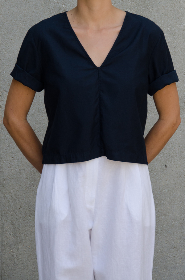 Ali Golden Navy V Top Ali Golden Navy V Top