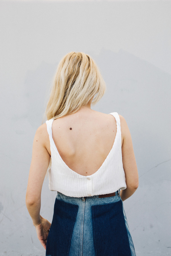 Objects Without Meaning Twist Button Back Top, White Objects Without Meaning Twist Button Back Top, White
