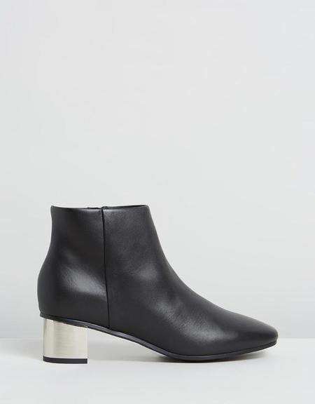 senso boots